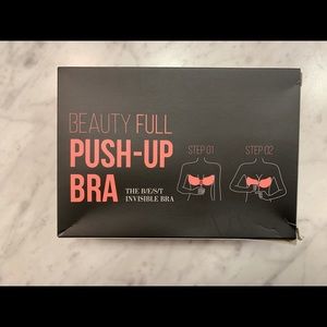Strapless push up bra